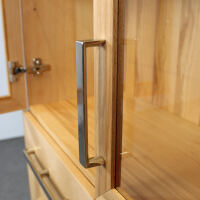 Exklusive Esszimmer Vitrine Kernbuche massiv