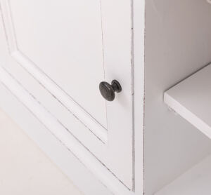 Massives TV-Lowboard mit Landhausoptik - Eichenplatte gewachst