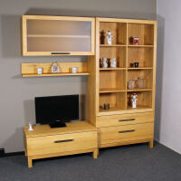 TV Wand modern aus massiver Buche geölt