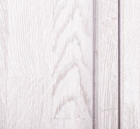 Kleiderschrank mit Schublade im Landhausstil