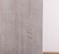 Kleiderschrank mit Schublade im Landhausstil
