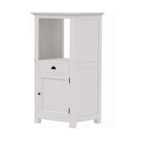 Mittelhoher Backofenschrank im Landhausstil