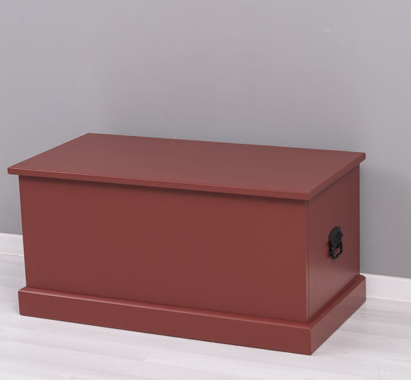 rustikale Massivholz Truhe bordeaux rot