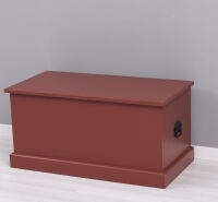 rustikale Massivholz Truhe bordeaux rot