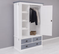 Landhaus-Kleiderschrank weiß mit fehgrauen Details