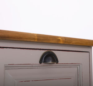 Aktenschrank mit Kippfächern im Landhausstil braungrau