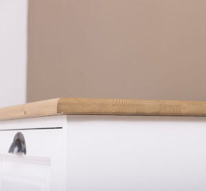 Büroschrank mit Kippfächern im Landhausstil  weiß / hellbraun