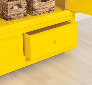 Kleiderschrank im Landhausstil mit Schubladen zitronengelb
