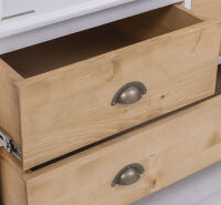 Landhauskleiderschrank mit 3 Schubladen weiß / honigbraun