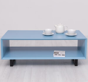 Couchtisch Skandi mit schwarzen Metallfüßen