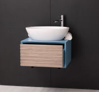 Kleiner Hänge-Waschbecken-Unterschrank in Lamellenoptik