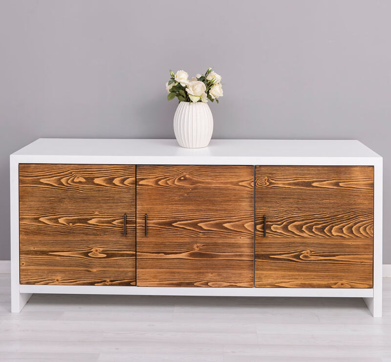 Minimalistisches Sideboard mit Holztüren Berlin