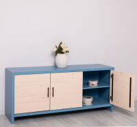 Minimalistisches Sideboard mit Holztüren Berlin