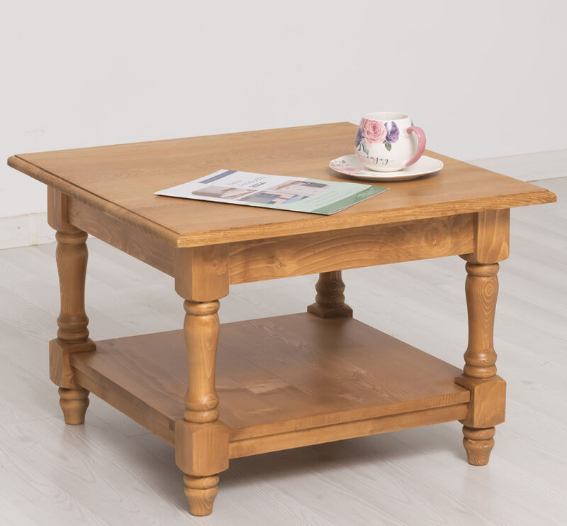 Kleiner Landhaus Couchtisch mit Ablage - Eichenplatte