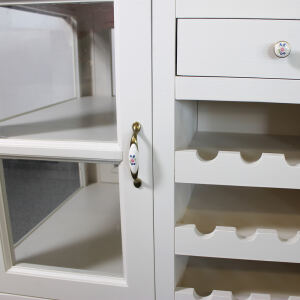 Freistehende Landhausstil Kücheninsel mit Glastüren cremeweiß