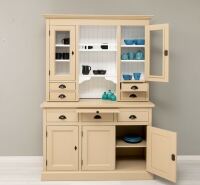 Landhaus-Buffetschrank beige und weiß