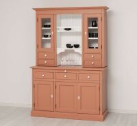 Buffetschrank im Landhausstil in modernem Beigerot und Weiß