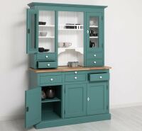 Landhausbuffetschrank mit Eiche-Platte in minttürkis und weiß