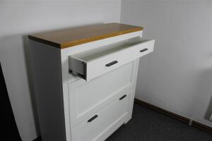 Landhaus Schuhschrank mit KippfÃ¤chern altweiÃŸ-hellbraun