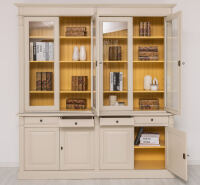 Landhaus Vitrinenschrank  mit Schubladen cremegrau + ockergelb