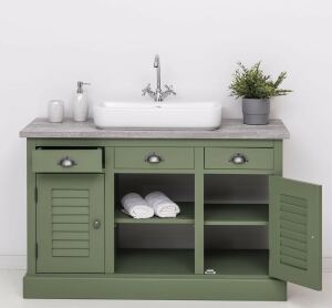 grüner Waschtisch im Landhausstil - Landhaus-Waschbeckenschrank in olivegrün mit Eiche-Platte