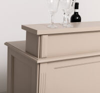 Langer Tresen - Bar im Landhausstil cremegrau