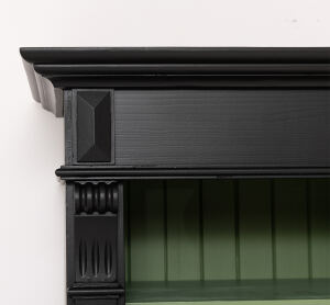Multicolor Landhausregal - schmales Regal in schwarz + resedagrün