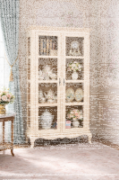 Rokkoko Vitrinenschrank - nostalgische Vitrine eierschale hellbraun