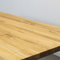 großer Wildeiche-Esstisch gerade Kante 200x100cm – Design-Holztisch mit X-Metallgestell Weiß