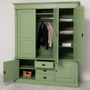 Großer Schrank im Landhausstil- Kleiderschrank blassgrün Antik-Look