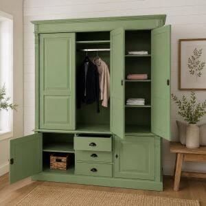 Großer Schrank im Landhausstil- Kleiderschrank blassgrün Antik-Look