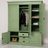 Großer Schrank im Landhausstil- Kleiderschrank blassgrün Antik-Look