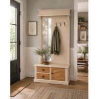 Landhaus Flur - Garderobe in beige