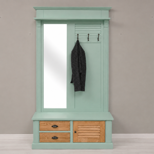 Pastellgrüne Garderobe - Shutterdesign im Flur