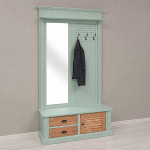 Pastellgrüne Garderobe - Shutterdesign im Flur