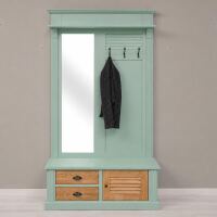 Pastellgrüne Garderobe - Shutterdesign im Flur