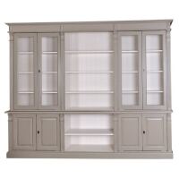 Landhaus Wohnwand mit Vintrinen shabby chic / antik look
